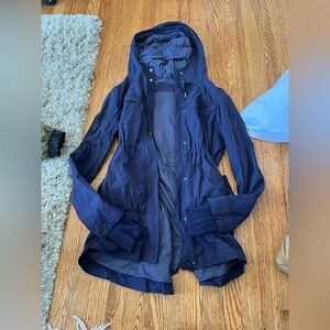 Lululemon size 6 purple trench rain coat